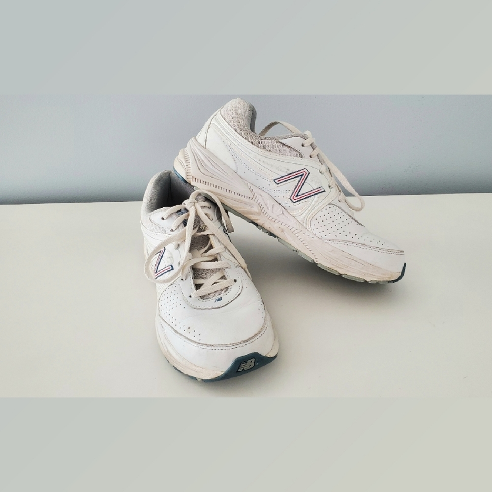 Vintage Men's New Balance ABZORB White Sneakers